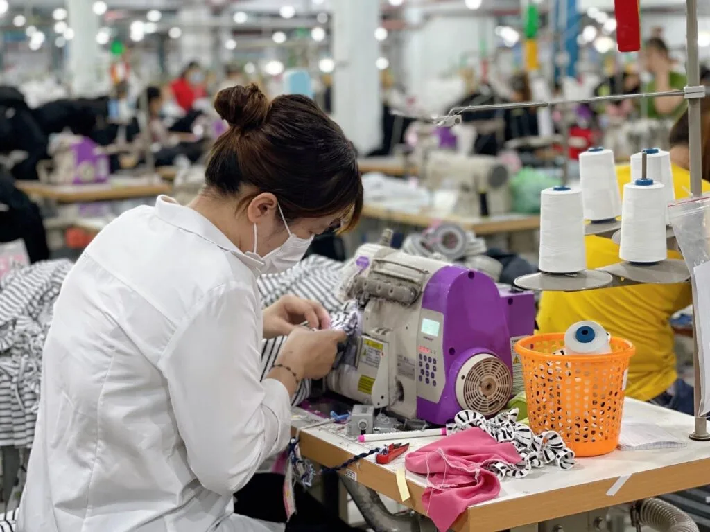 Printing on garments wholesale Vietnam - Garment Sewing Factory