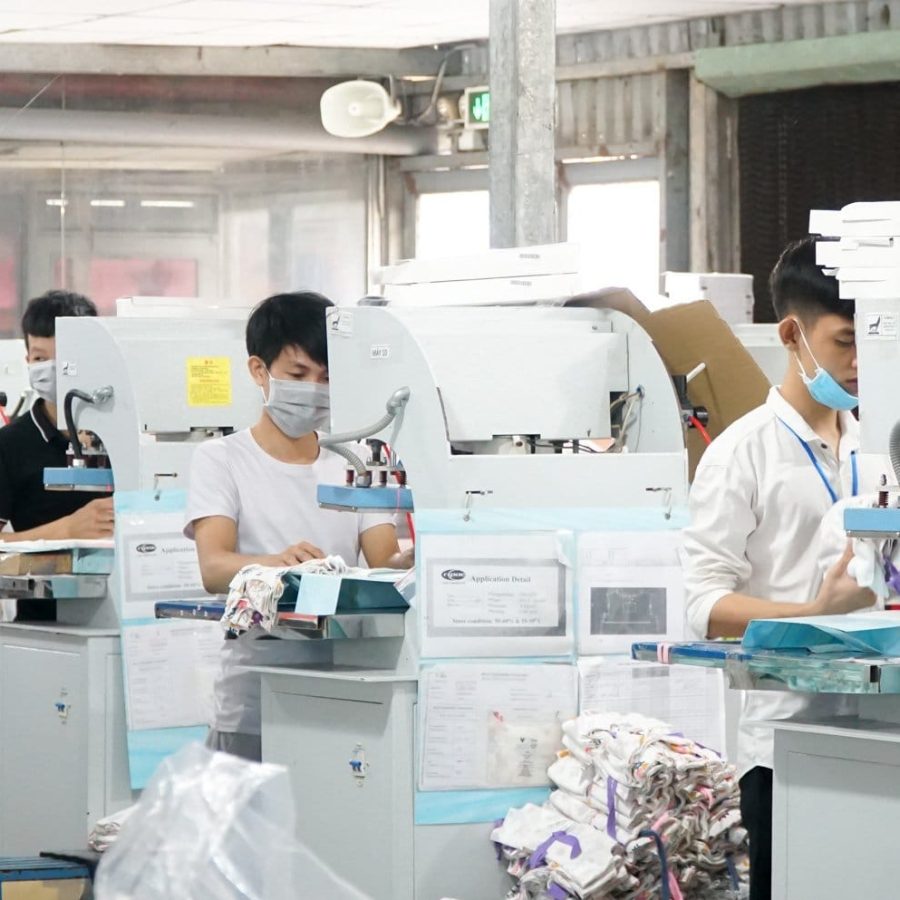 Heat transfer printing on garments